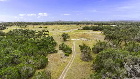 701 Windmill Ridge Dr, Blanco, TX 78606 photo 14