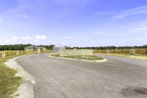 701 Windmill Ridge Dr, Blanco, TX 78606 photo 18