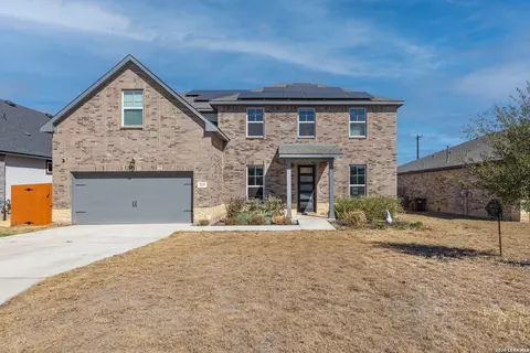 229 Jereth Xing, Castroville, TX 78009