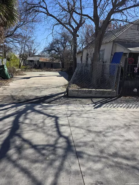108 San Martin, San Antonio, TX 78207