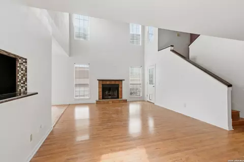 2255 Thousand Oaks #801, San Antonio, TX 78232
