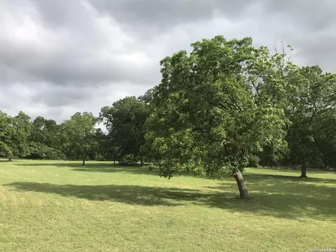 25752 Morhiss Pt, Boerne, TX 78006