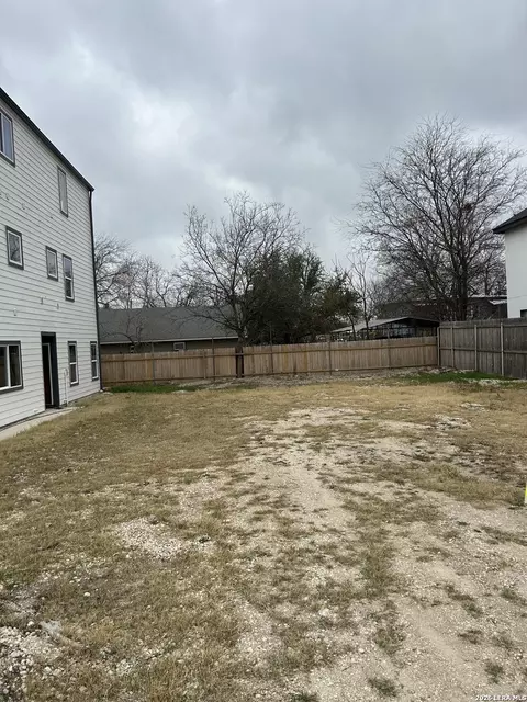 120 Kearney, San Antonio, TX 78210