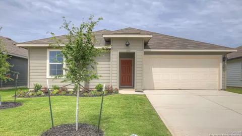 704 Prince Albert, Seguin, TX 78155
