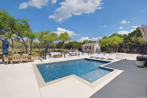 611 Cielo Vis, Canyon Lake, TX 78133