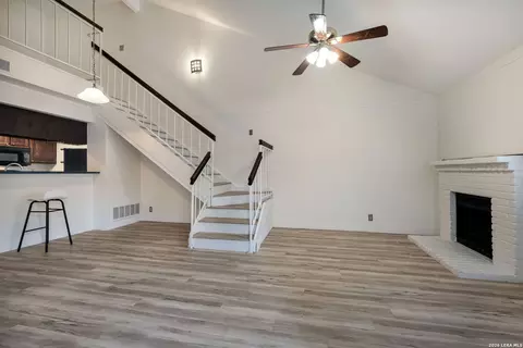 11610 Vance Jackson #414, San Antonio, TX 78230