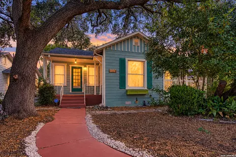 2141 W Magnolia Ave, San Antonio, TX 78201