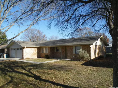 1420 Pams Path, New Braunfels, TX 78130