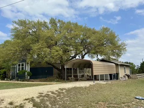 261 Pr 1514, Bandera, TX 78003