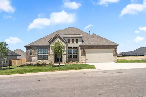 257 Lawrence Dr, Castroville, TX 78009