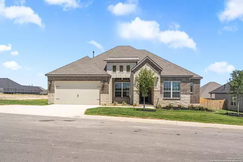 274 Lawrence Dr, Castroville, TX 78009