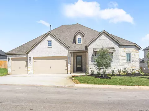 256 Lawrence Dr, Castroville, TX 78009