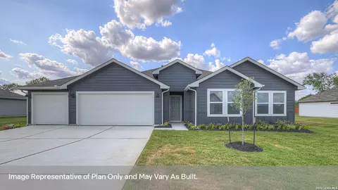 465 Elkins Prairie Dr, Lockhart, TX 78644