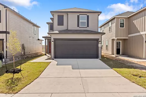 7551 Fishbowl Ln, San Antonio, TX 78253