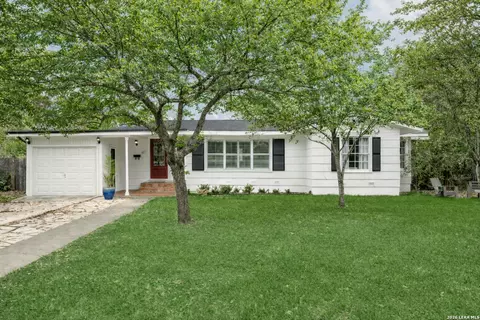 411 Harmon Dr, San Antonio, TX 78209
