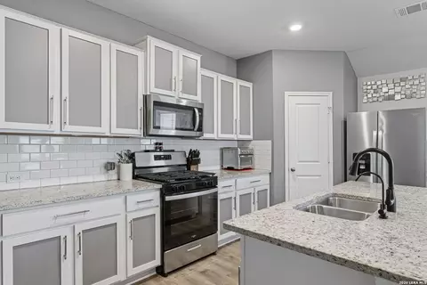 21258 Watercourse, San Antonio, TX 78266