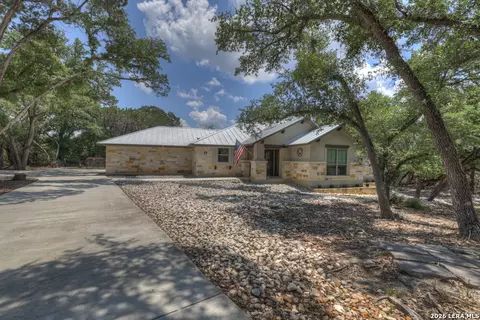 120 Sierra Way, Canyon Lake, TX 78133