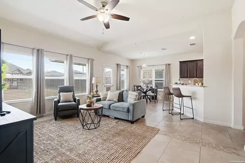 4422 Loring Park, Converse, TX 78109