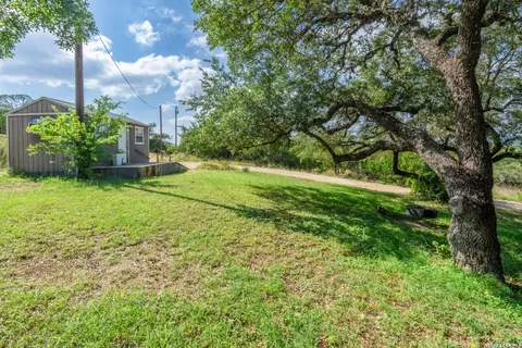 Exterior - 1079 County Road 357, Utopia, TX 78884 photo 4 of 26