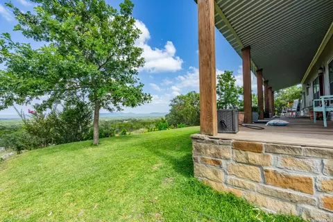 Exterior - 1079 County Road 357, Utopia, TX 78884 photo 2 of 26