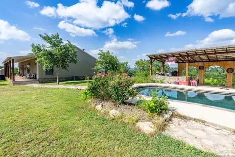 Exterior - 1079 County Road 357, Utopia, TX 78884 photo 10 of 26