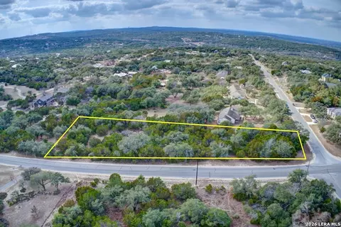9007 Gainsborough Dr, Spring Branch, TX 78070