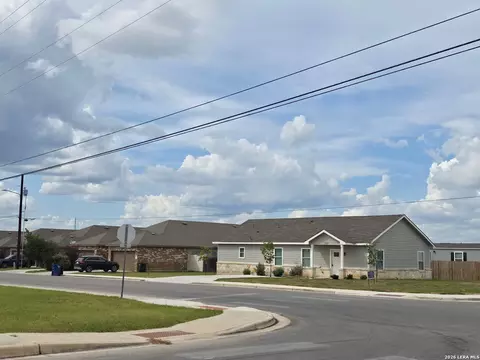 2621 Pahmeyer, New Braunfels, TX 78130
