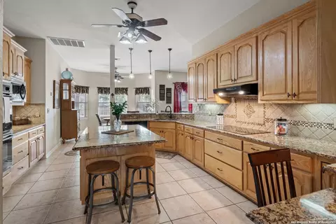 Kitchen - 765 E Loop 1604, Saint Hedwig, TX 78152 photo 2 of 3