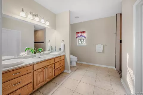 Bath - 765 E Loop 1604, Saint Hedwig, TX 78152 photo 5 of 7