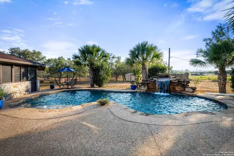 Exterior - 765 E Loop 1604, Saint Hedwig, TX 78152 photo 9 of 16