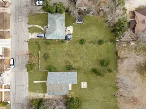 250 Havana Dr, San Antonio, TX 78228