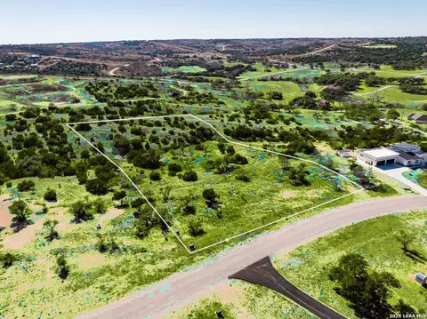 717 N Scenic Hills Ct, Blanco, TX 78606