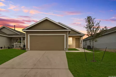 4530 Glades Way, San Antonio, TX 78222