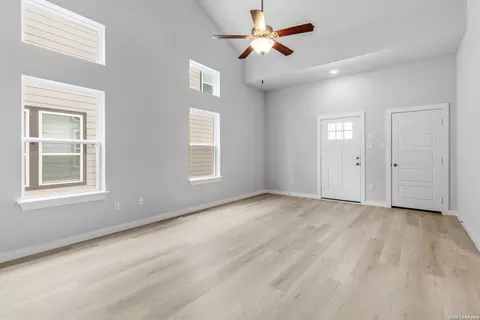 2917 Leclerc Rd, Converse, TX 78109 photo 3