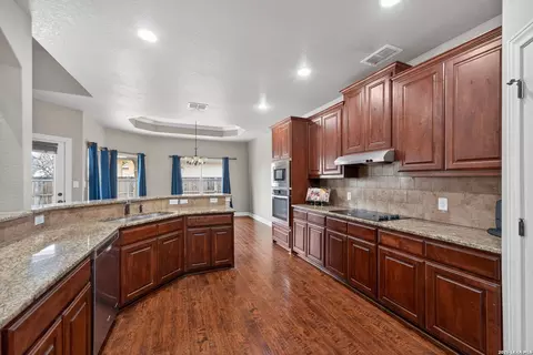 169 Westheim, Castroville, TX 78009