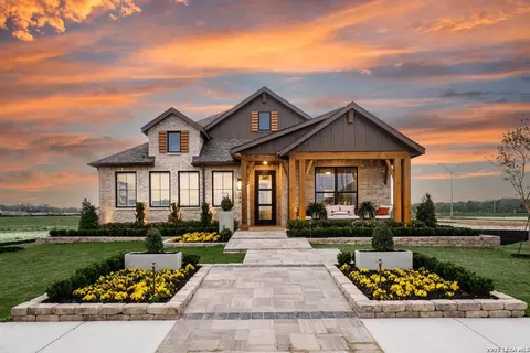 228 White Oak, Castroville, TX 78009