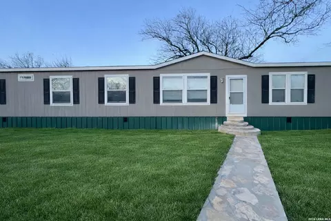 312 Thomas, Brackettville, TX 78832