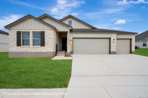 17510 Buffalo Grass Ln, Elmendorf, TX 78112