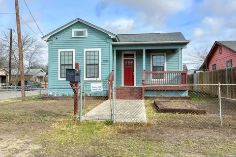 1023 Monterey St, San Antonio, TX 78207