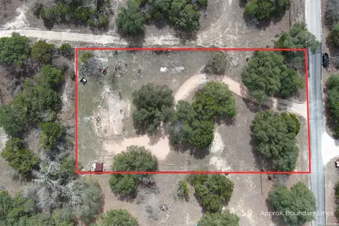 619 S Avenue F, Johnson City, TX 78636 photo 3