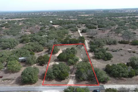 619 S Avenue F, Johnson City, TX 78636