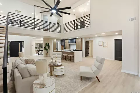 13707 Bluffmont, San Antonio, TX 78216