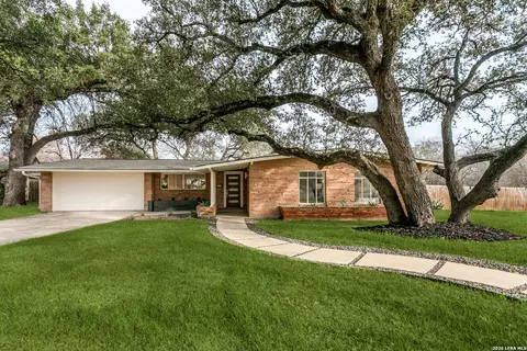 527 Burnside Dr, San Antonio, TX 78209