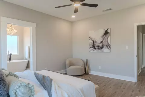 Other - 185 E Medium Mdw, Lytle, TX 78052 photo 9 of 16