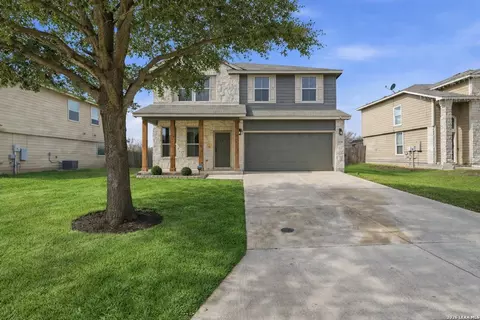 2228 Hazelwood Dr, New Braunfels, TX 78130