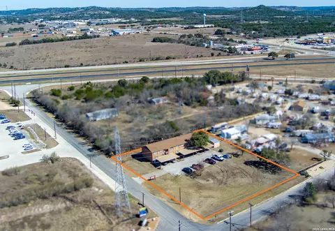 112 Blue Rdg, Comfort, TX 78013