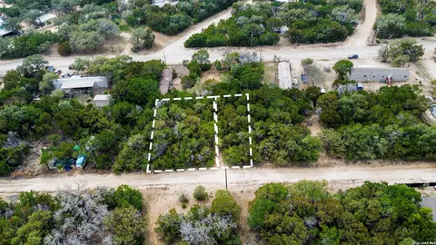458 464 Matt Dillon, Bandera, TX 78003