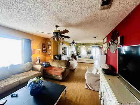 Living - 521 Cr 7713 #1, Devine, TX 78016 photo 2 of 2