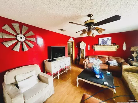 Living - 521 Cr 7713 #1, Devine, TX 78016 photo 1 of 2