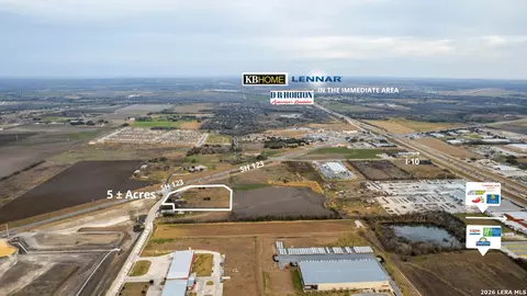 637 Strempel Rd, Seguin, TX 78155
